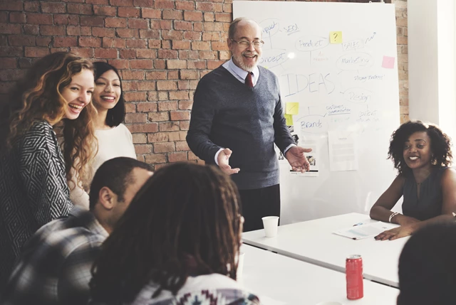 Meeting Shutterstock 380394427 Crop